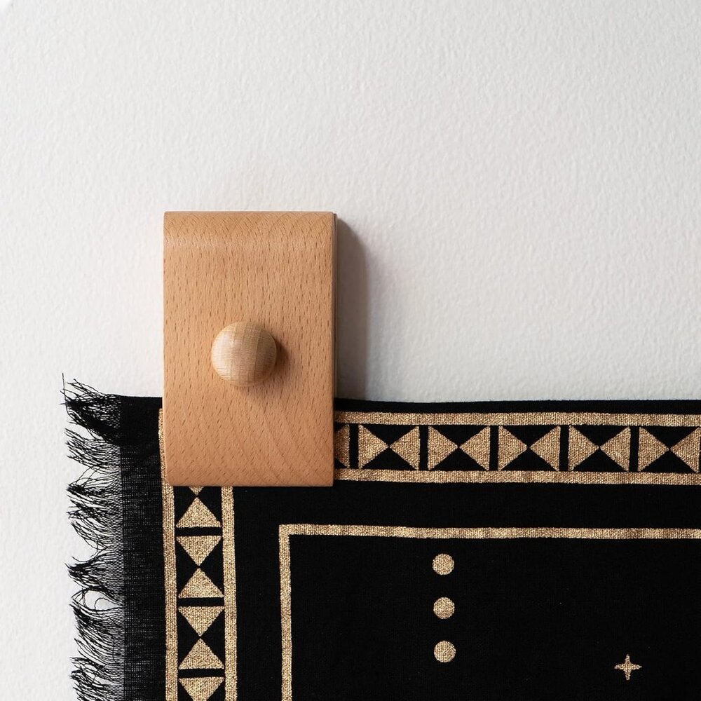 4 Large Quilt Hangers for Wall Display